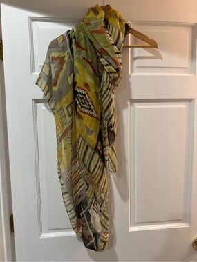 Lightweight Geometric Print Scarf in Mustard, Olive & Cream